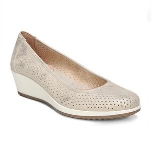 Naturalizer Gold Shimmer Betina II Pump Size 11 Wide